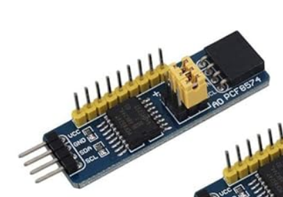PCF8574 Breakout-Board mit beschrifteten Pins